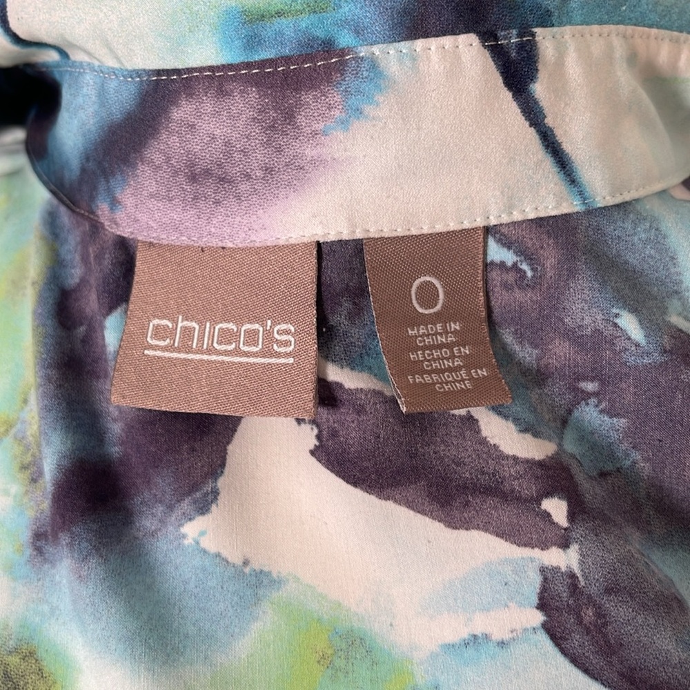 CHICO’S Painted Passion Sophia, Top Womens US
Size (S) (4) Button Up Roll Tab. - Picture 7 of 10
